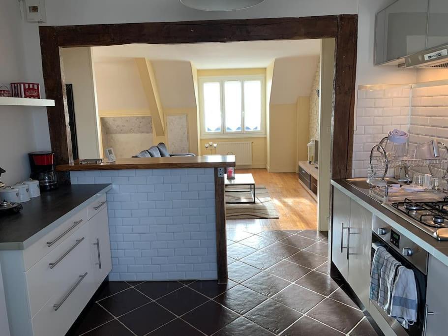 Nevers, Appartement De Standing Proche De La Gare Bagian luar foto
